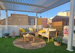 Apartamento de 2 dormitorios con 40mt de terraza y a 250mt de la playa del Zapillo, Almeria